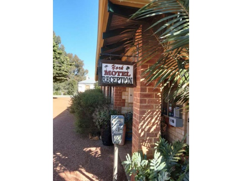 10 WILLIAM ST, York WA 6302