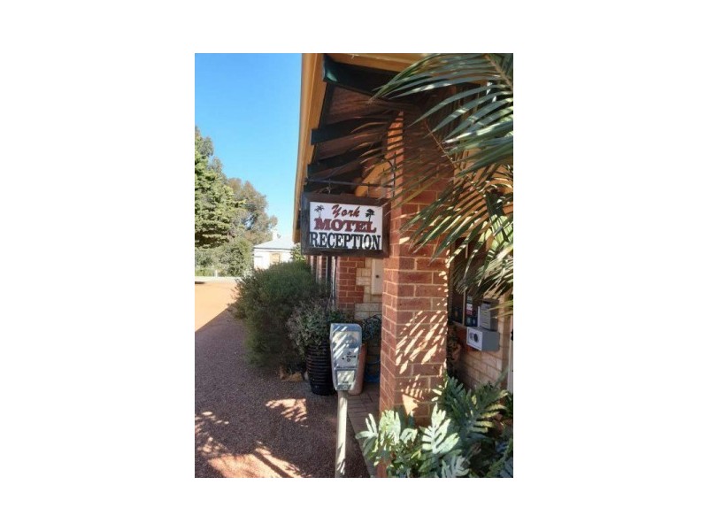 10 Williams Street, York WA 6302