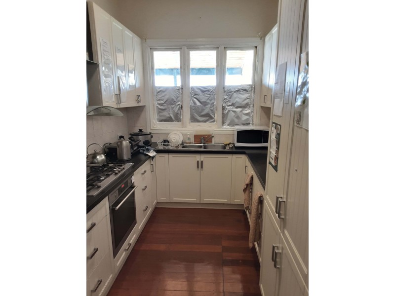 8 Barratt st, York WA 6302