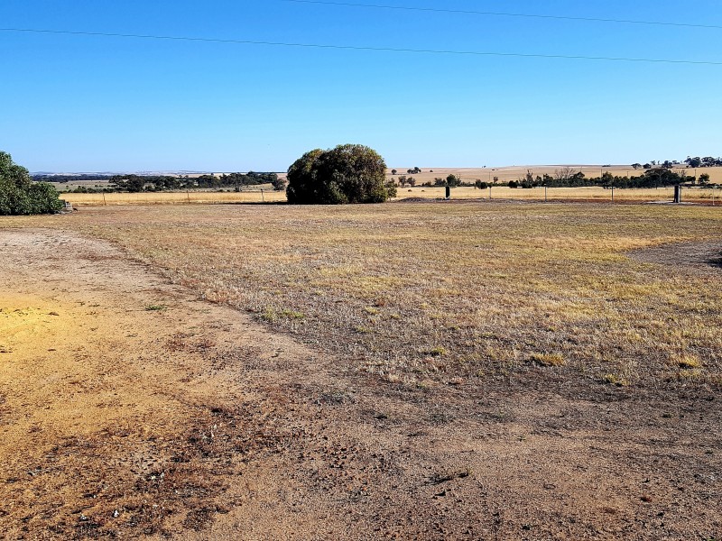 Lot 1/6384 Great Southern Highway, Brookton WA 6306
