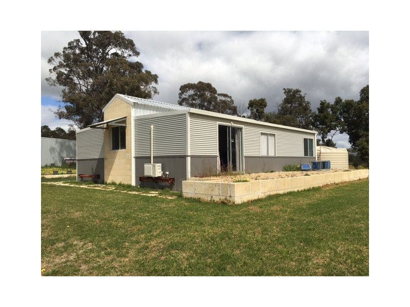 1271 Dobaderry road, York WA 6302