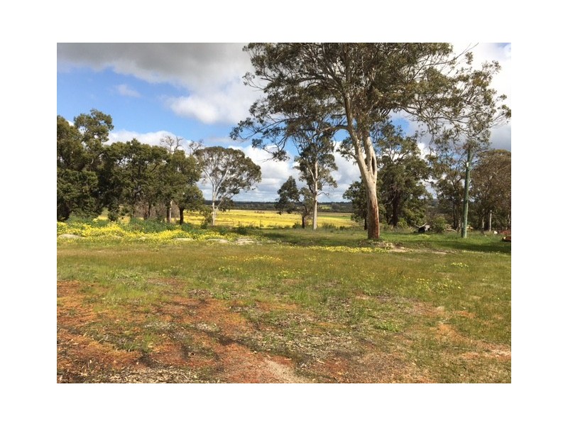 1271 Dobaderry road, York WA 6302