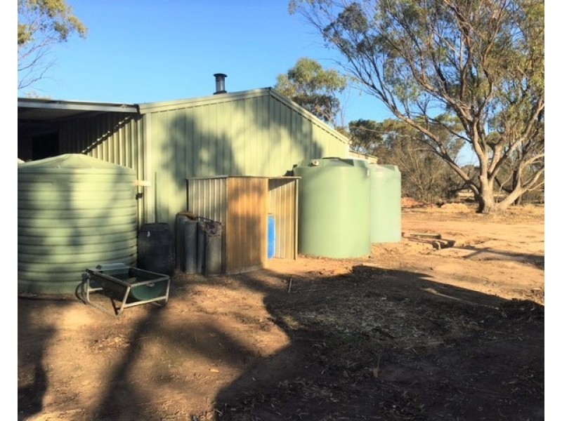 1596 Boggling Road, York WA 6302