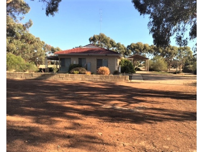 7 CARRS ROAD, Beverley WA 6304