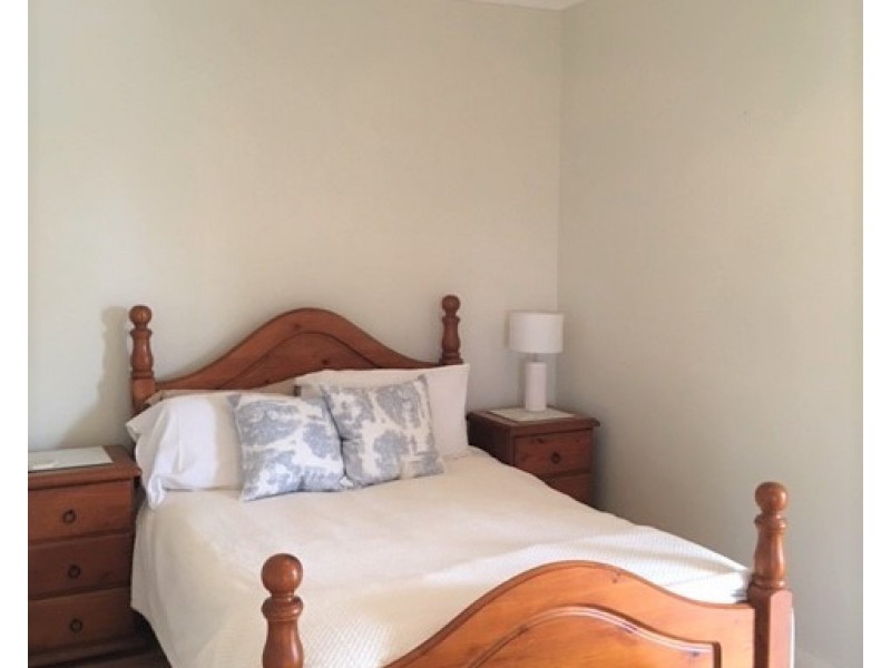 7 CARRS ROAD, Beverley WA 6304