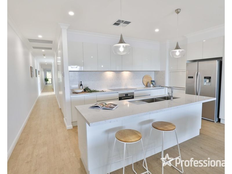 152-154 Deakin Avenue, Mildura VIC 3500