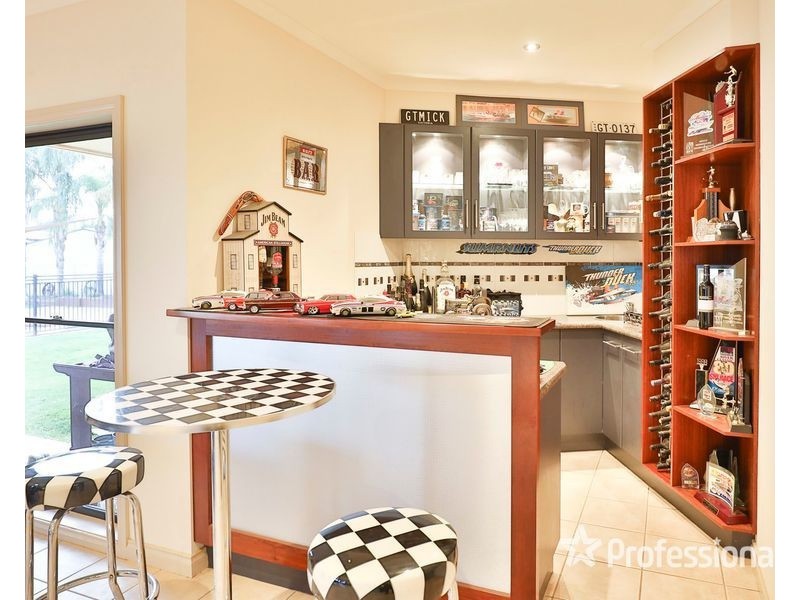 22 The Cobb & Co Way, Gol Gol NSW 2738