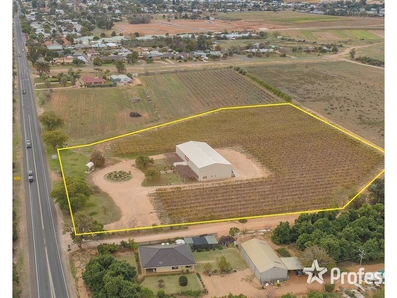 8514 Calder Highway, Red Cliffs VIC 3496
