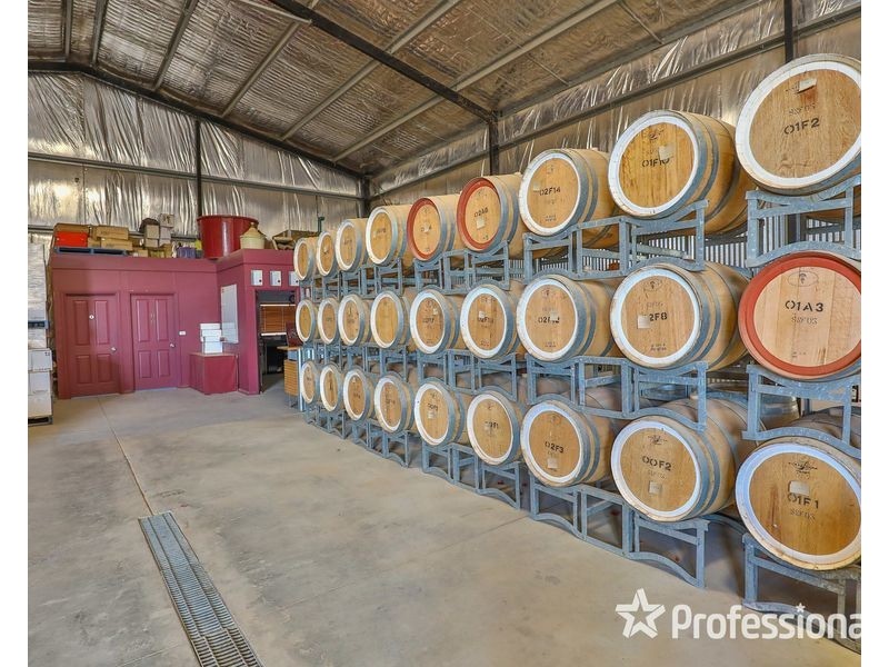 8514 Calder Highway, Red Cliffs VIC 3496