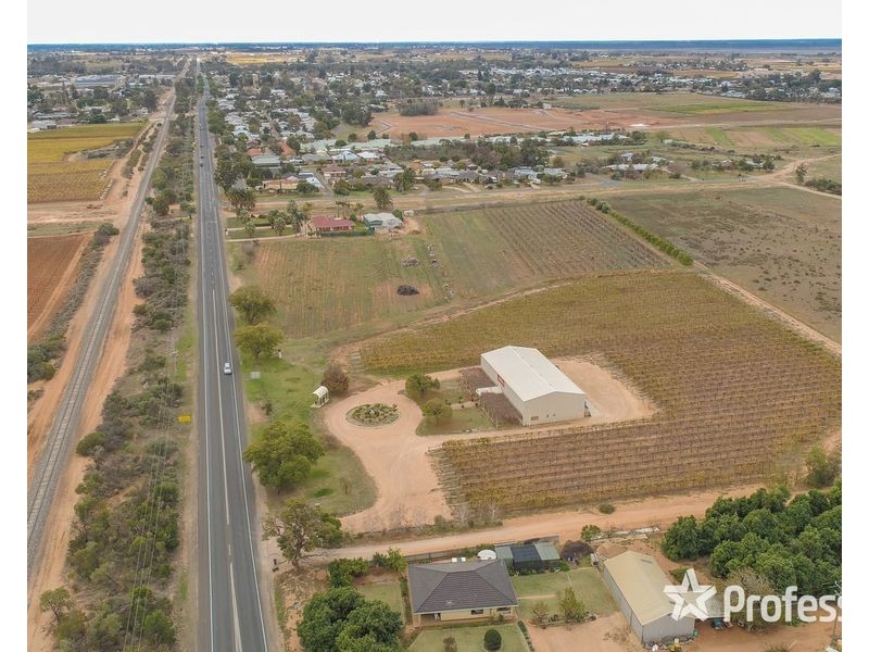 8514 Calder Highway, Red Cliffs VIC 3496