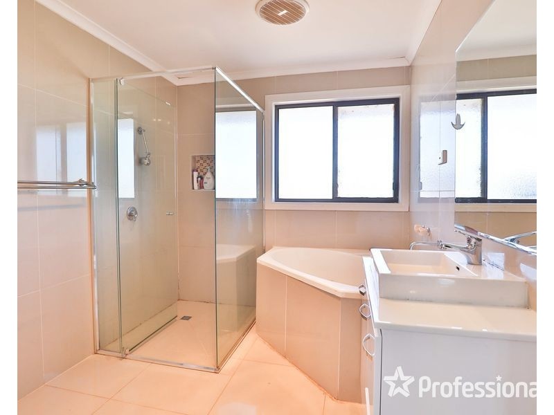 1214 Cowra Avenue, Irymple VIC 3498