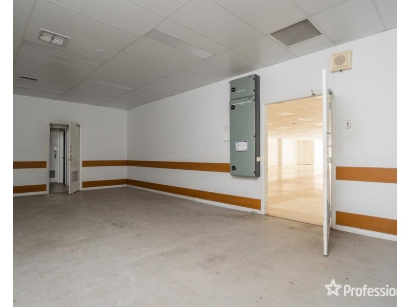 62-64 Langtree Avenue, Mildura VIC 3500