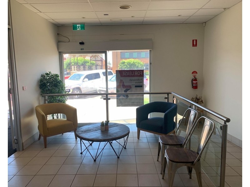 1 & 2/75 Deakin Avenue, Mildura VIC 3500