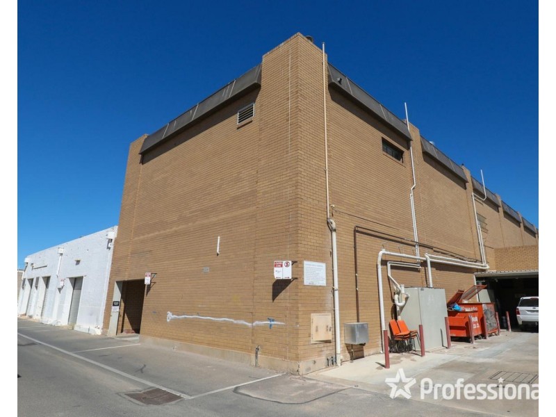 72 & 72a Langtree Avenue, Mildura VIC 3500