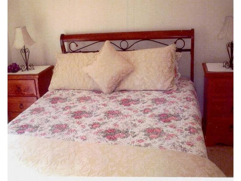 1 Tarcoola Street, Pooncarie NSW 2648