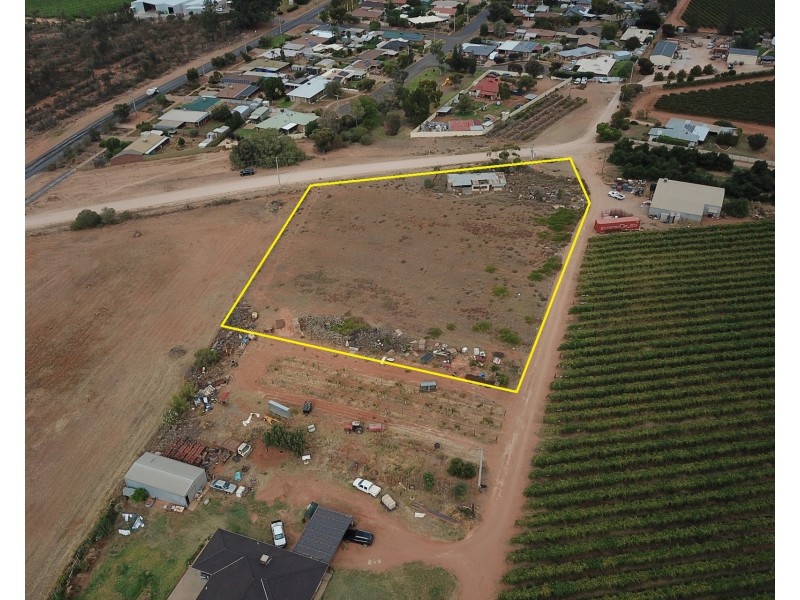 27 Kenworthy Road, Red Cliffs VIC 3496