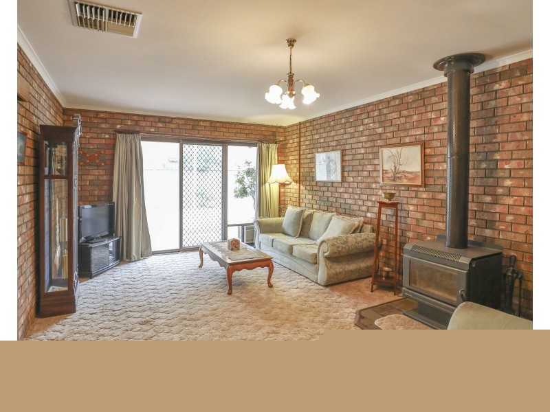 6 Murray Court, Wentworth NSW 2648