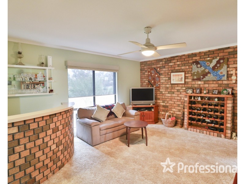 6 Murray Court, Wentworth NSW 2648