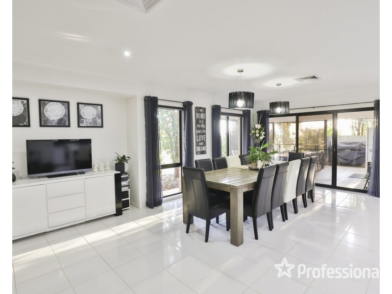 42 Daunts Road, Sunnycliffs VIC 3496