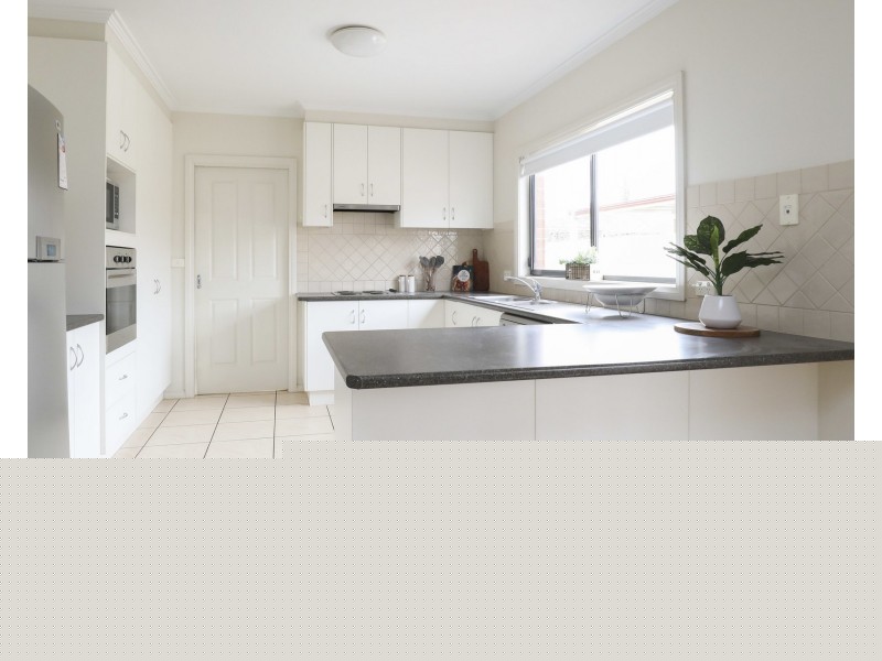 8 Bristol Way, Mildura VIC 3500