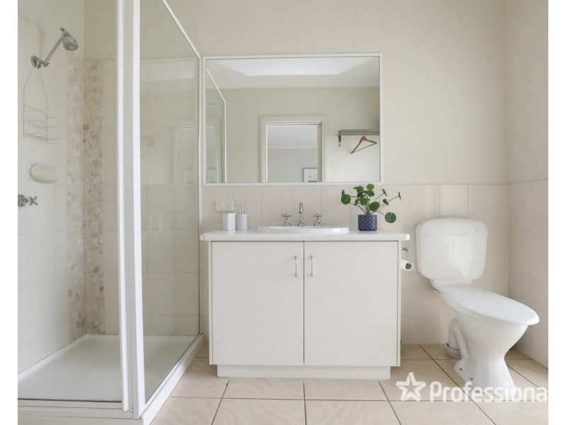 8 Bristol Way, Mildura VIC 3500