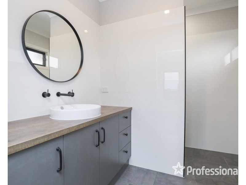 23 Elouera Drive, Irymple VIC 3498