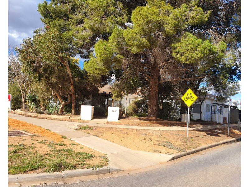 260 Deakin Avenue, Mildura VIC 3500