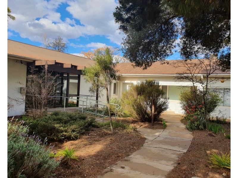 260 Deakin Avenue, Mildura VIC 3500