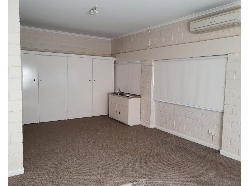 260 Deakin Avenue, Mildura VIC 3500