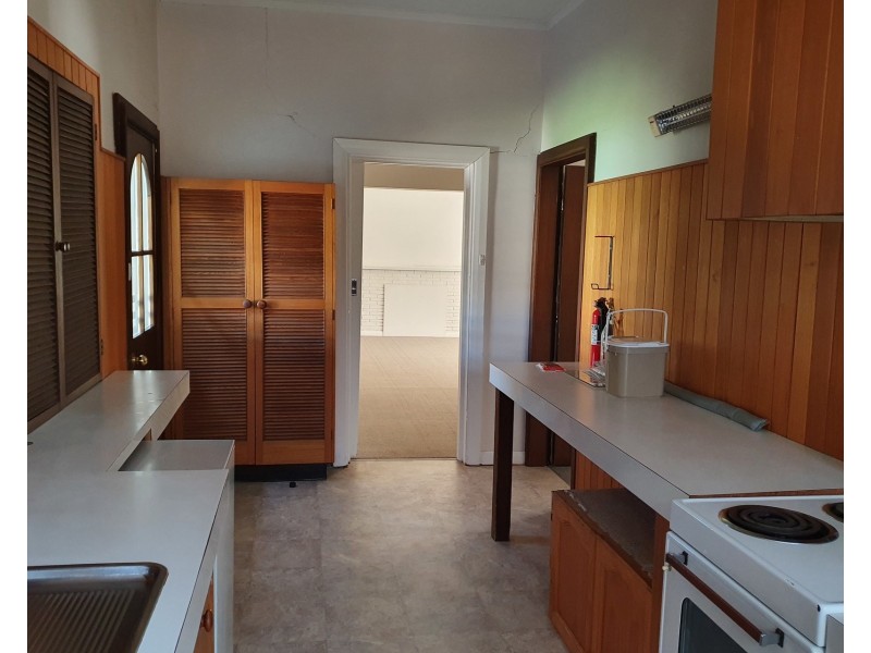 260 Deakin Avenue, Mildura VIC 3500