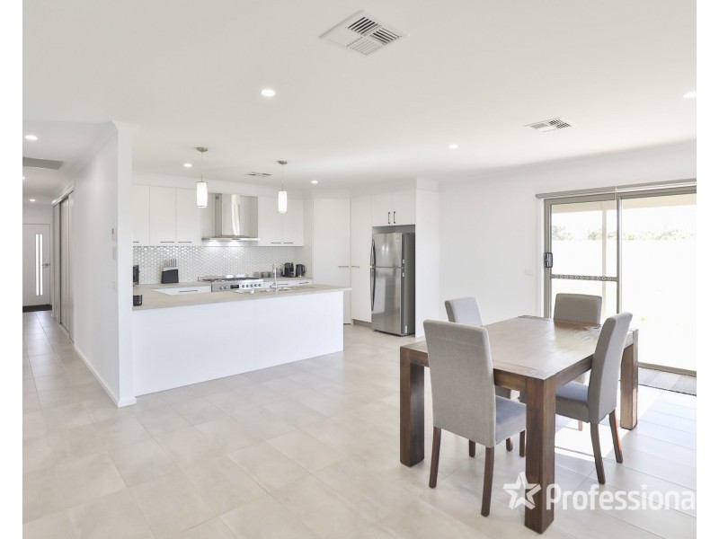 5 Marita Court, Irymple VIC 3498