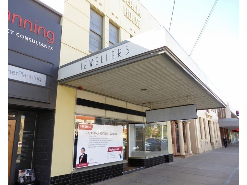 Rear/65 Deakin Avenue, Mildura VIC 3500