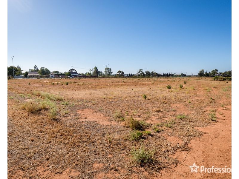 836 – 848 Cowra Avenue, Irymple VIC 3498