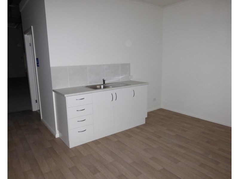 67a Langtree Avenue, Mildura VIC 3500