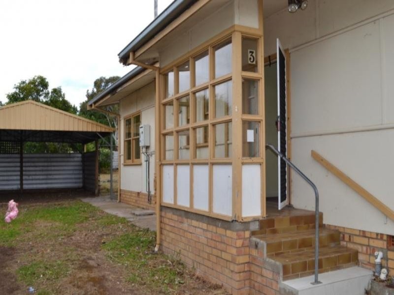 3 Dimora Avenue, Camperdown VIC 3260