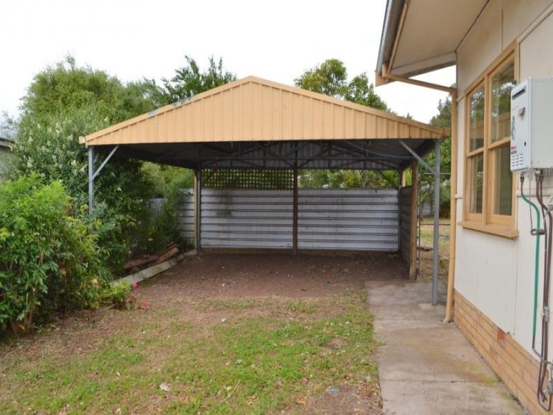 3 Dimora Avenue, Camperdown VIC 3260