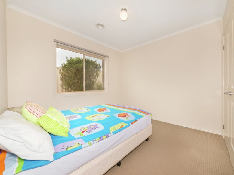 3 Lakeview Avenue, Camperdown VIC 3260