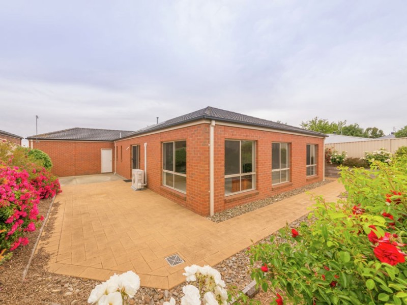 3 Lakeview Avenue, Camperdown VIC 3260