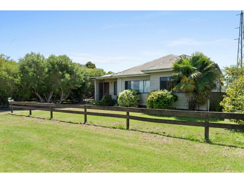 70 Mitchell Street, Cobden VIC 3266