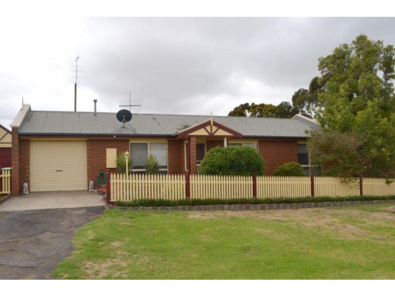 2/46 Silvester Street, Cobden VIC 3266