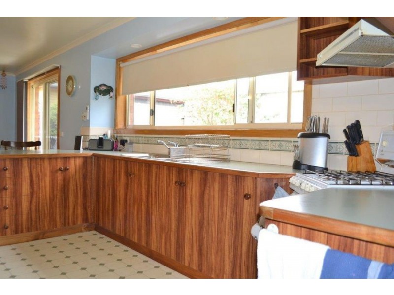 2/46 Silvester Street, Cobden VIC 3266