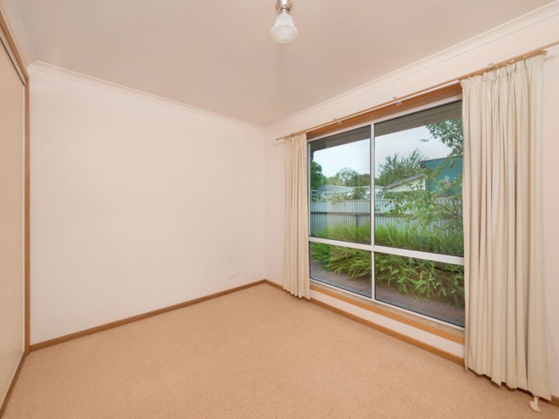 13 LEURA STREET, Camperdown VIC 3260
