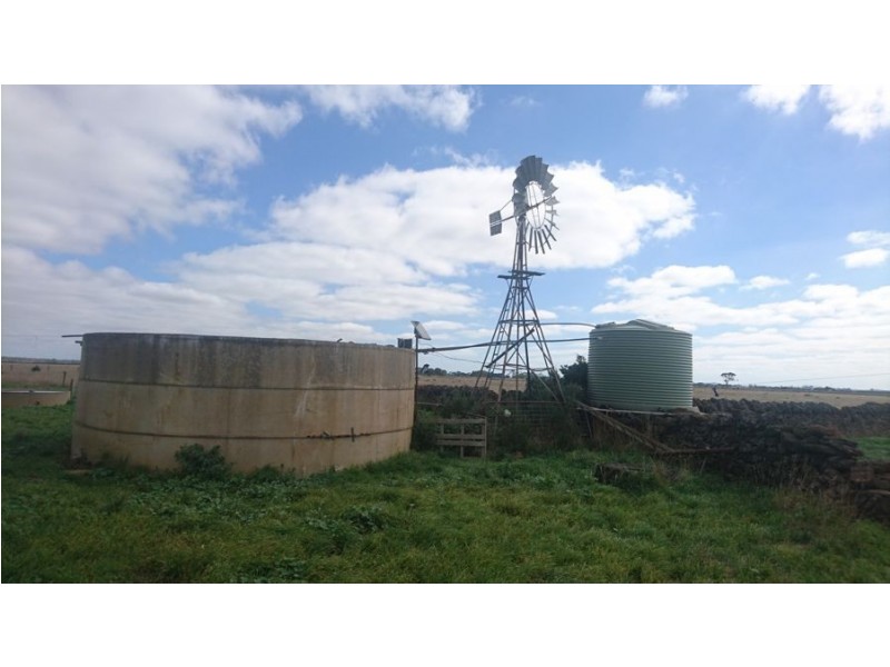 100 Hawks Nest Road, Camperdown VIC 3260