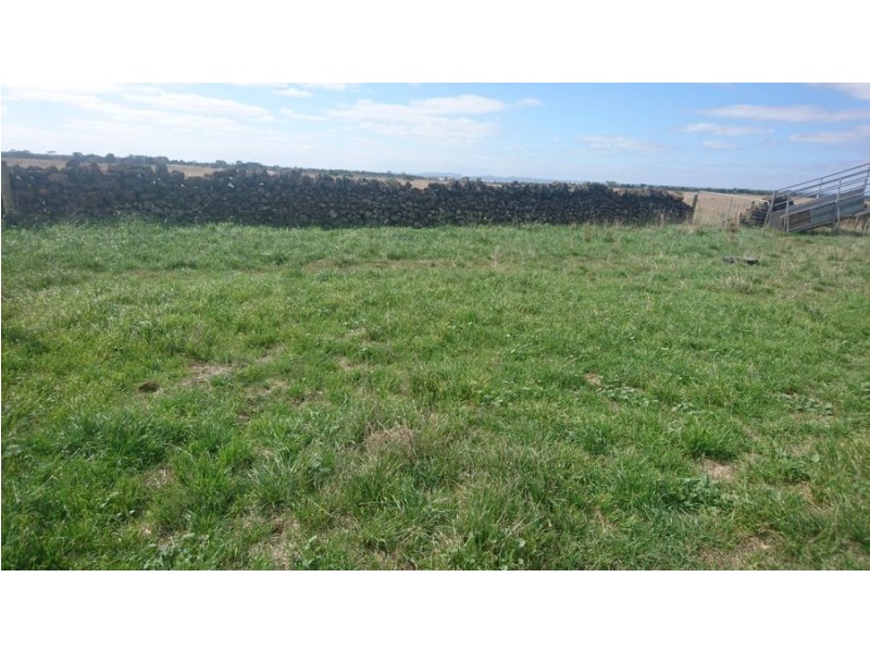 100 Hawks Nest Road, Camperdown VIC 3260