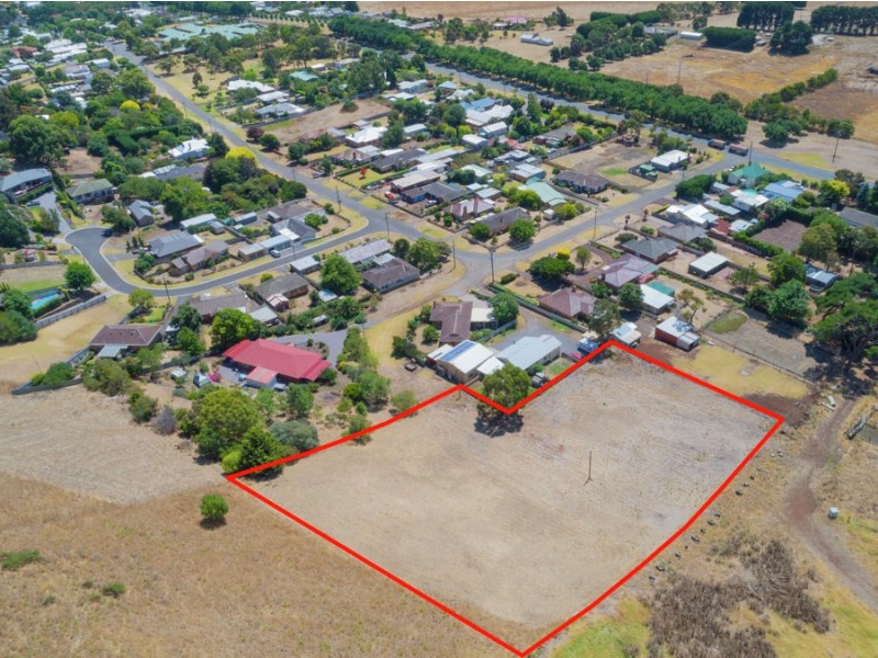 3,4,5 & 6 LEURA COURT, Camperdown VIC 3260