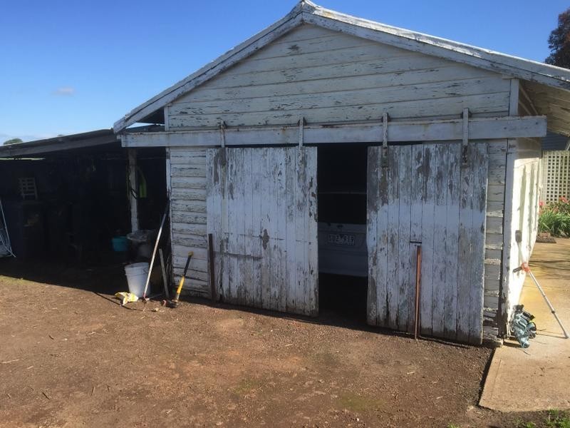 730 CAMPERDOWN-LISMORE Road, Chocolyn VIC 3260