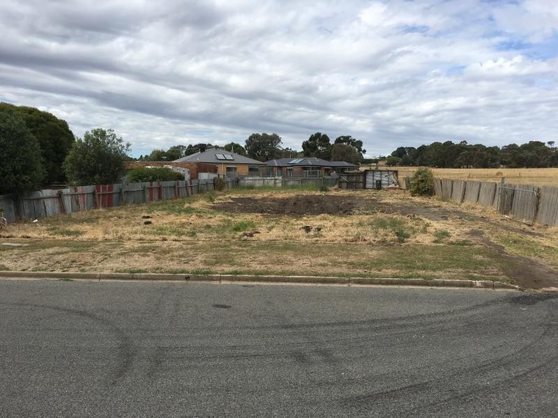 13 Gnotuk Road, Camperdown VIC 3260