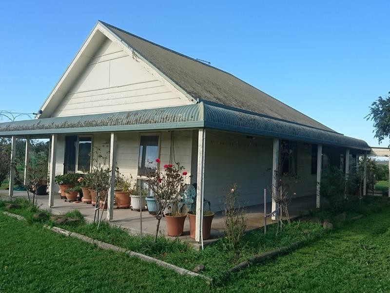 100 Cahars Lane, Chocolyn VIC 3260