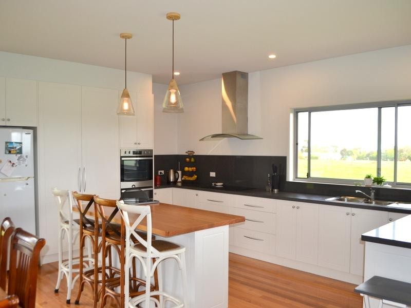 39 O’Briens Lane, Koroit VIC 3282