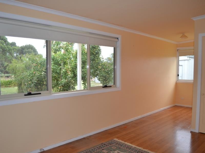 79 High Street, Macarthur VIC 3286